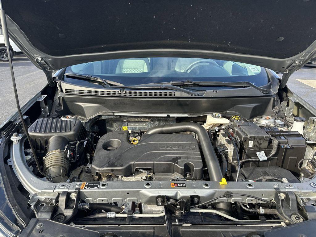 used 2023 Chevrolet Equinox car, priced at $17,319