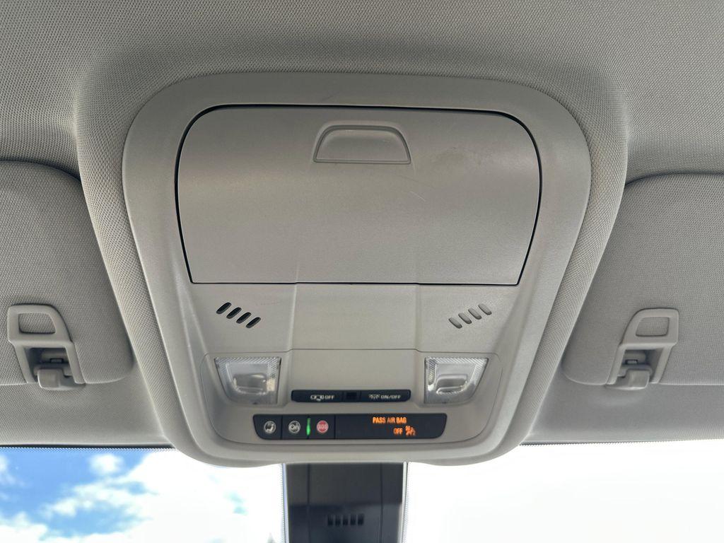 used 2023 Chevrolet Equinox car, priced at $17,319