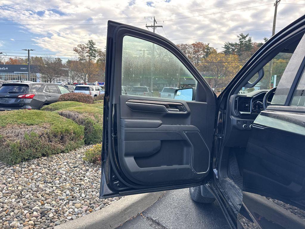 used 2023 GMC Sierra 1500 car, priced at $40,999