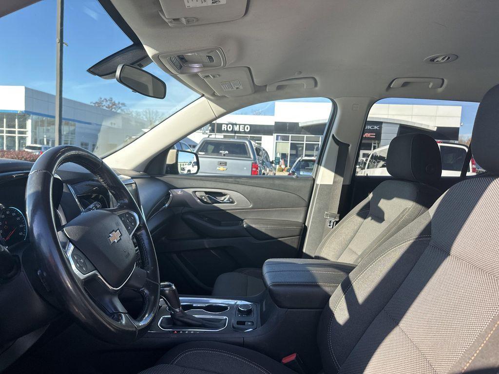 used 2019 Chevrolet Traverse car, priced at $13,498