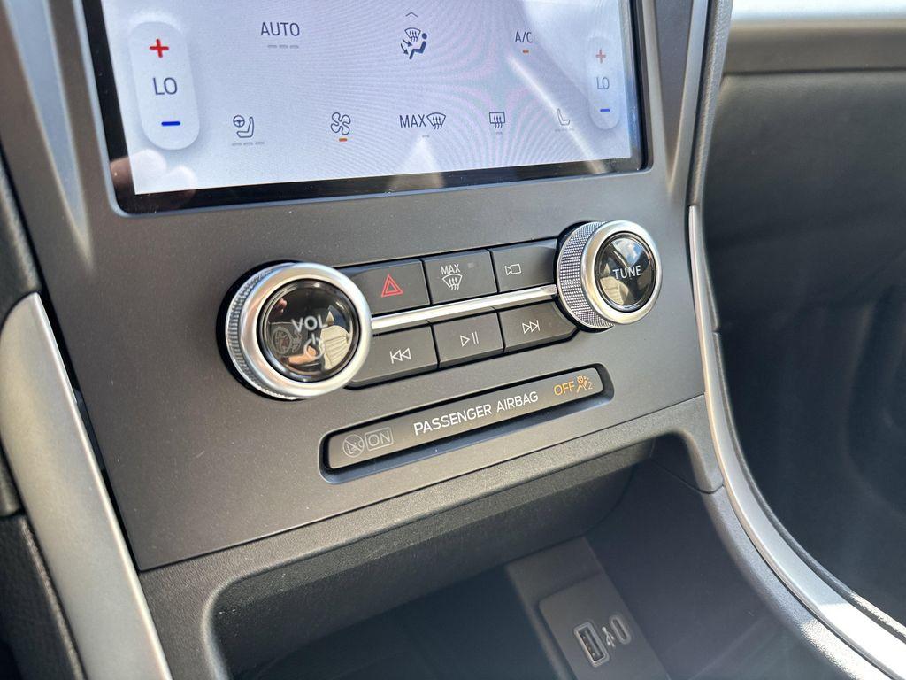 used 2022 Ford Edge car, priced at $23,799