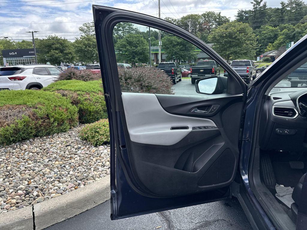 used 2019 Chevrolet Equinox car, priced at $15,640