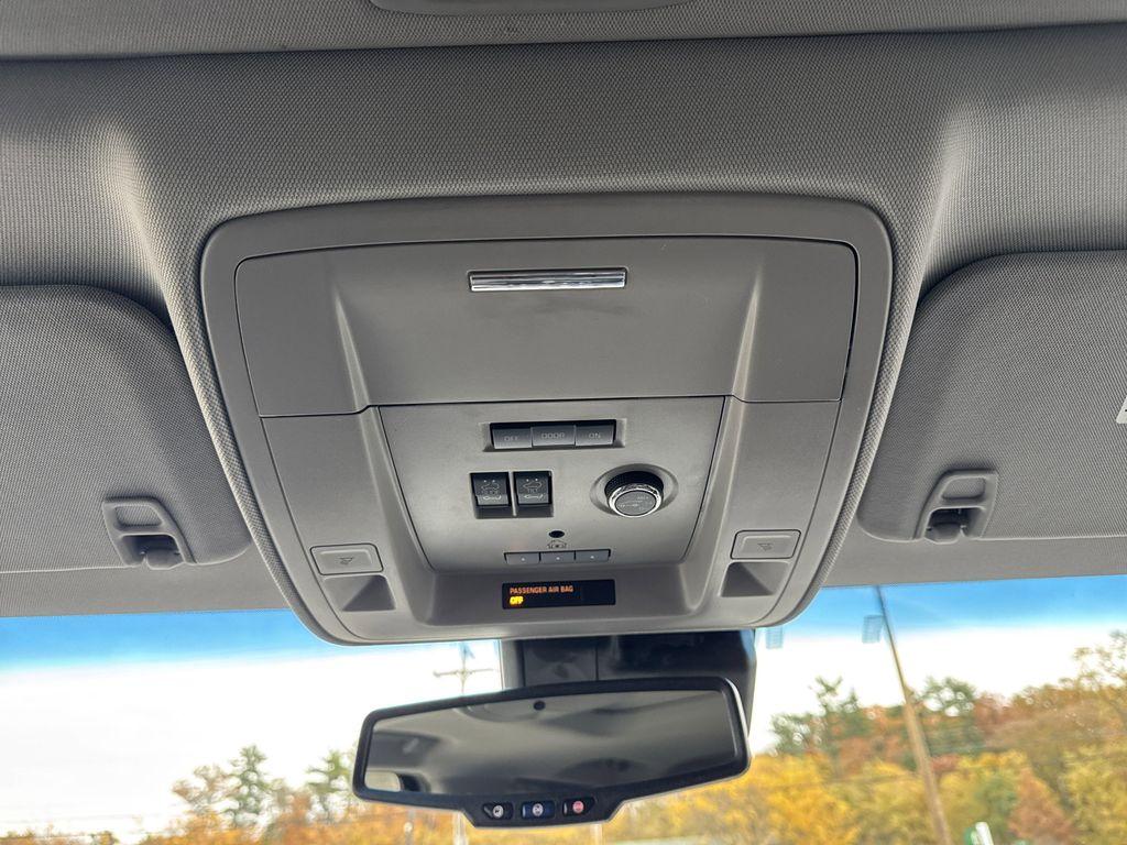 used 2017 GMC Yukon car, priced at $26,999