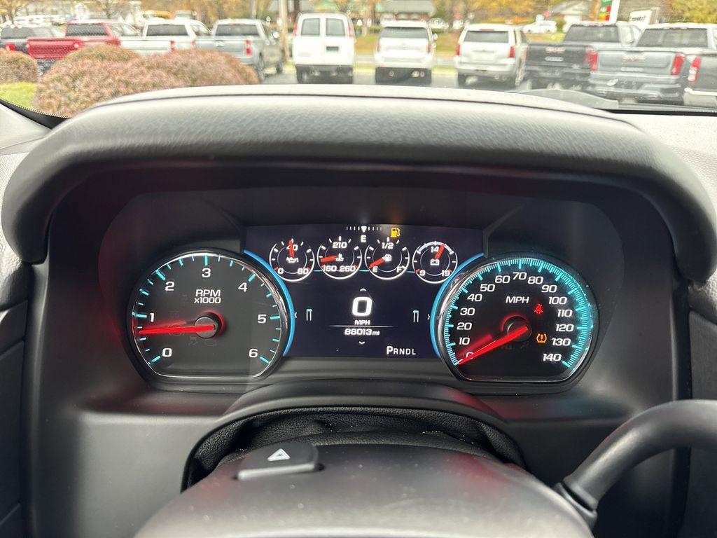 used 2017 GMC Yukon car, priced at $26,999