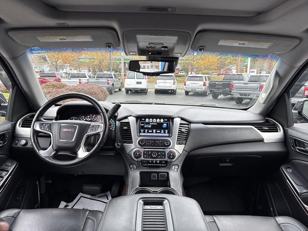 used 2017 GMC Yukon car, priced at $26,999