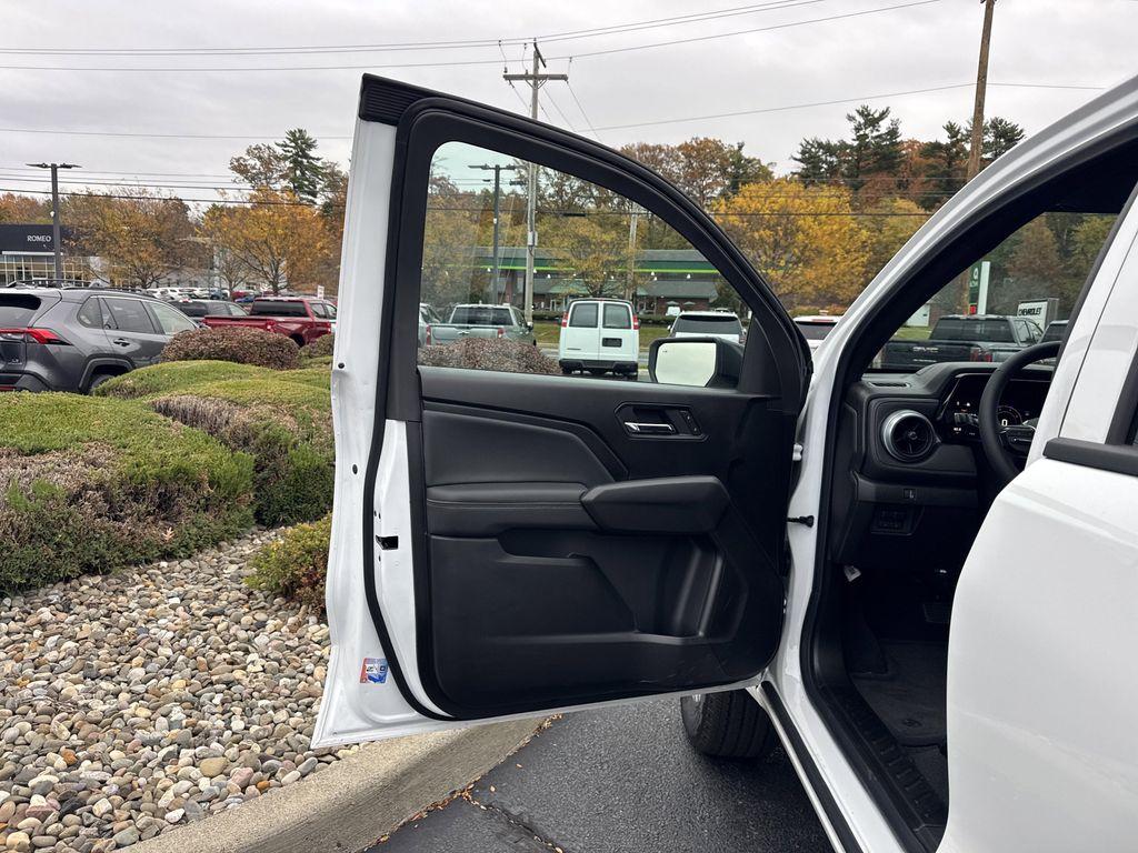 new 2026 Chevrolet Colorado car, priced at $40,190