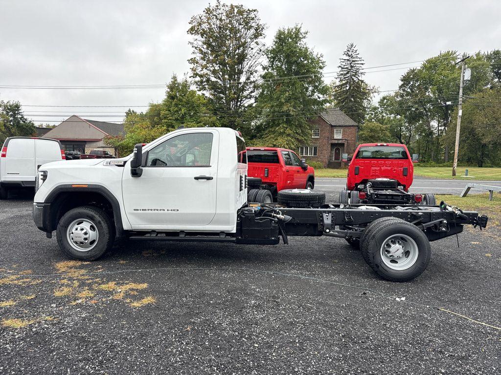 new 2025 GMC Sierra 3500 car, priced at $62,553
