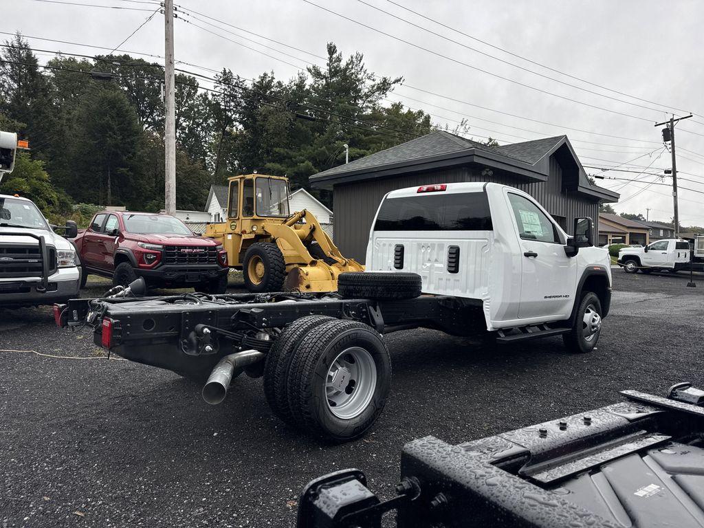 new 2025 GMC Sierra 3500 car, priced at $62,553