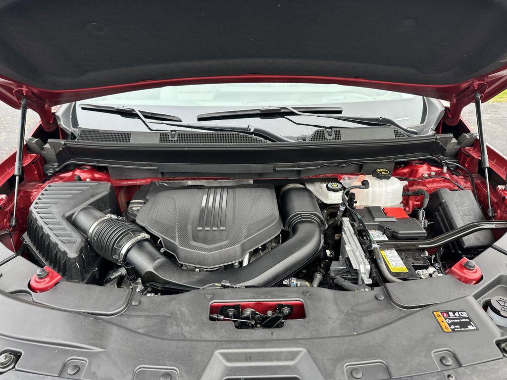 used 2024 Chevrolet Traverse car, priced at $38,499