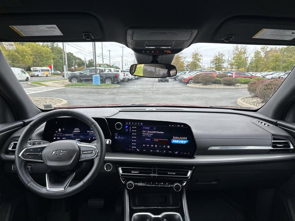 used 2024 Chevrolet Traverse car, priced at $38,499