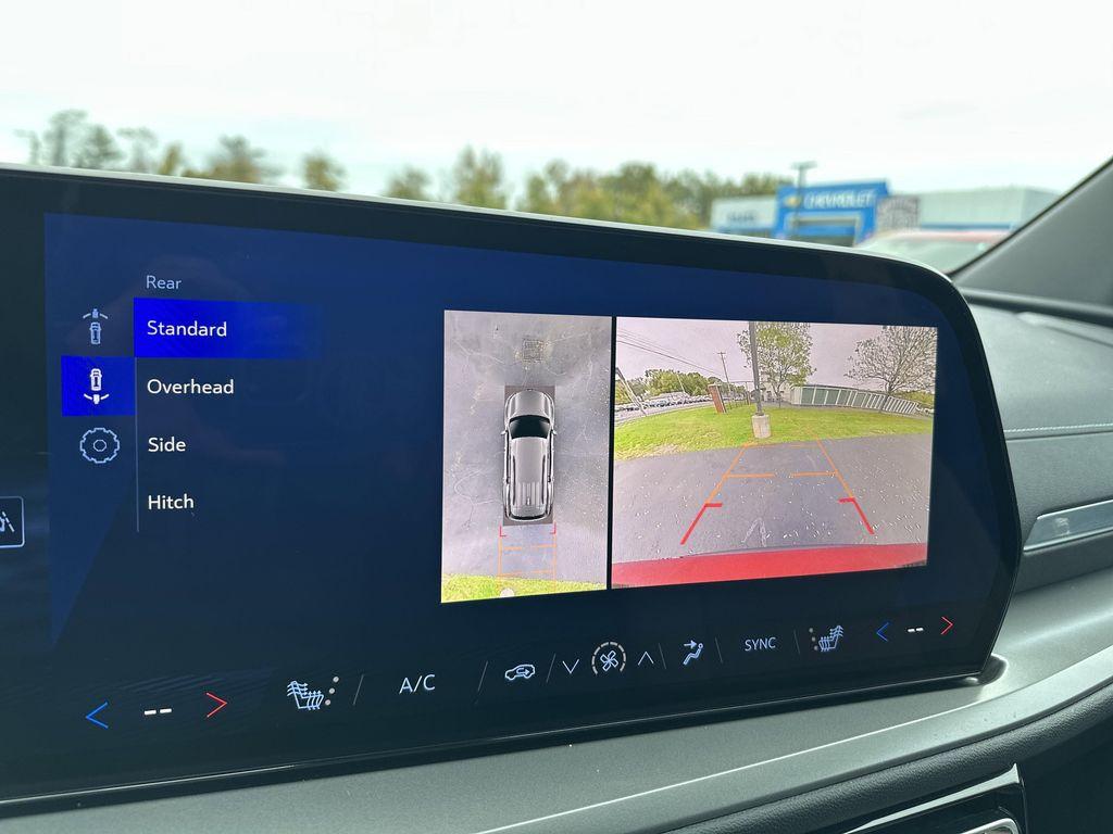 used 2024 Chevrolet Traverse car, priced at $38,499