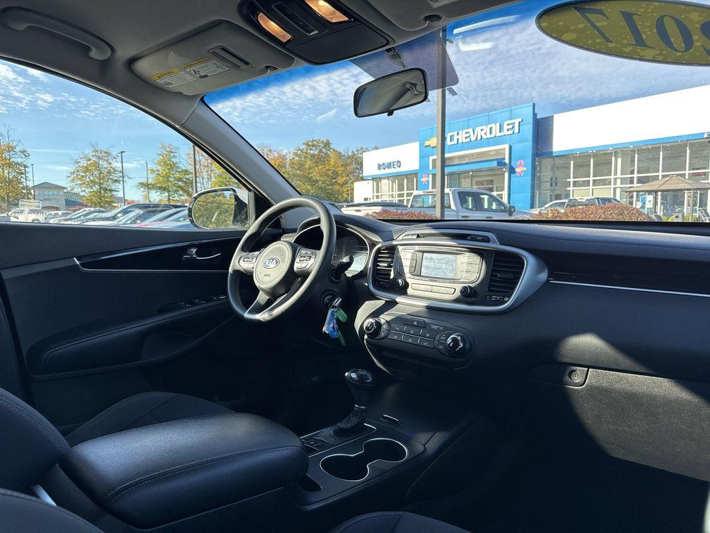 used 2017 Kia Sorento car, priced at $11,499