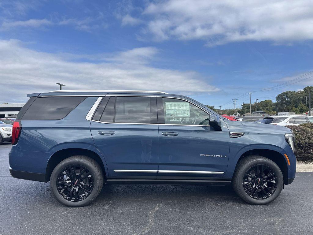 new 2025 GMC Yukon car, priced at $94,266