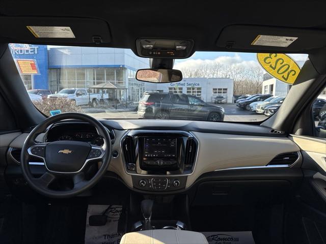 used 2023 Chevrolet Traverse car, priced at $28,499