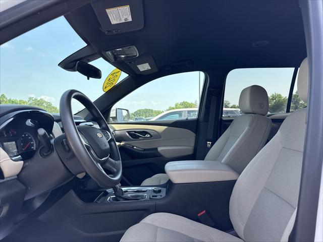 used 2024 Chevrolet Traverse car, priced at $31,999