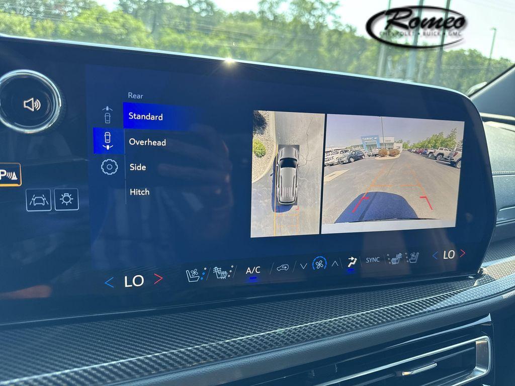 new 2026 Chevrolet Traverse car, priced at $61,915