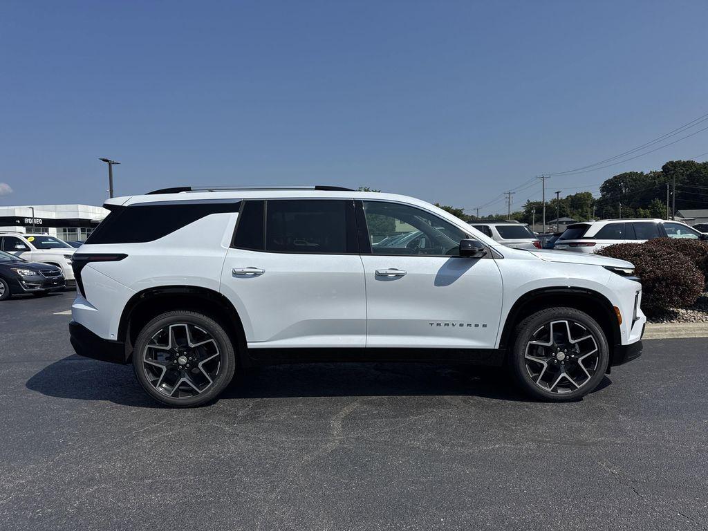 new 2026 Chevrolet Traverse car, priced at $61,915