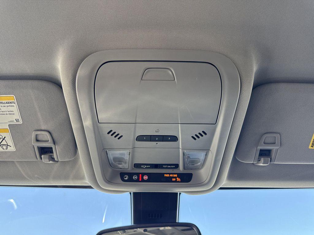 used 2020 Chevrolet Equinox car, priced at $18,999