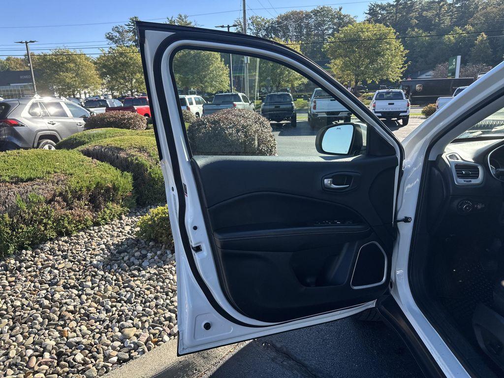 used 2019 Jeep Compass car, priced at $14,999