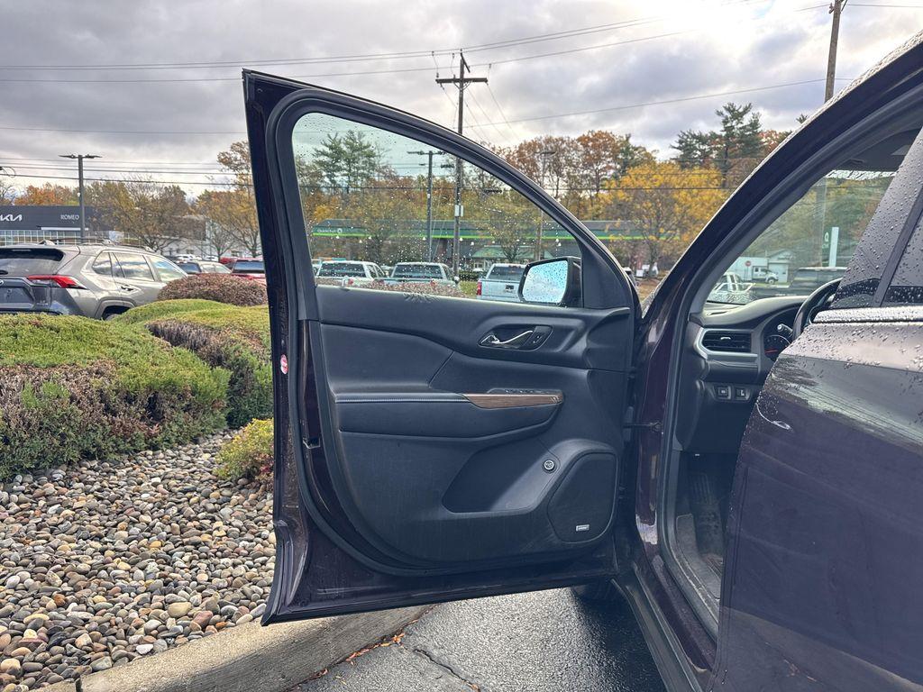 used 2018 GMC Acadia car, priced at $19,699