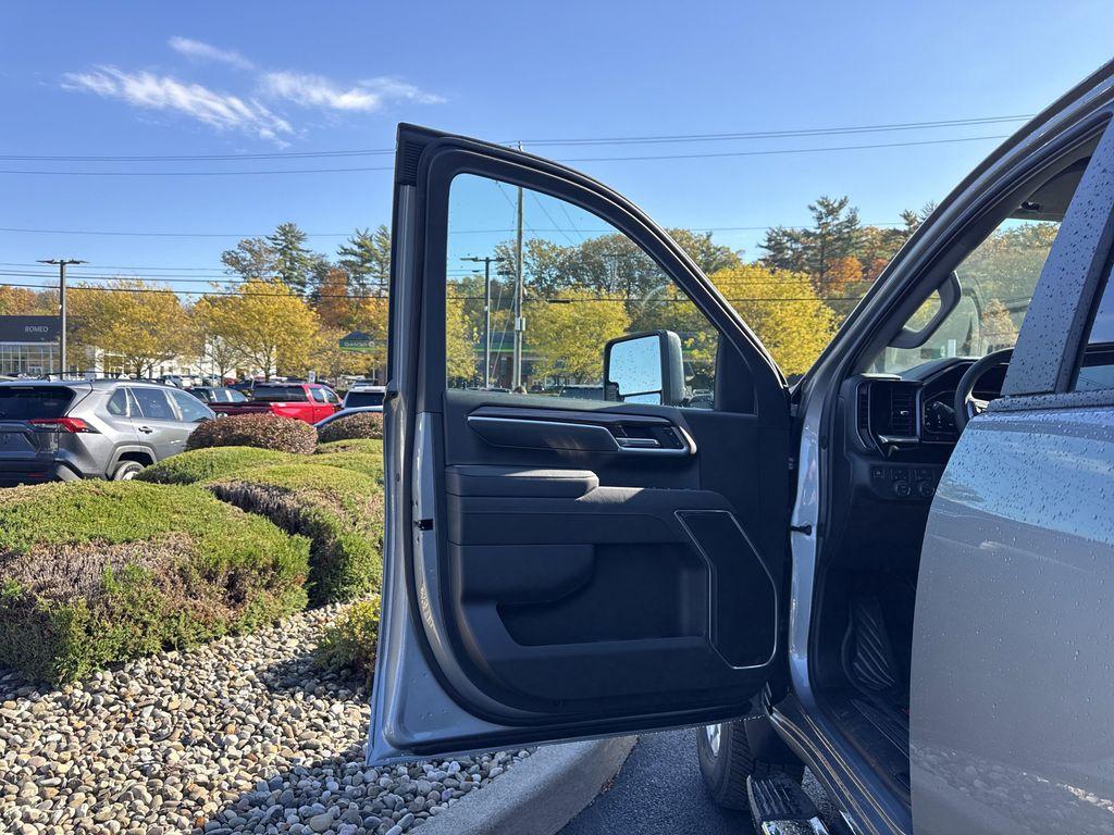 new 2026 Chevrolet Silverado 2500 car, priced at $75,790
