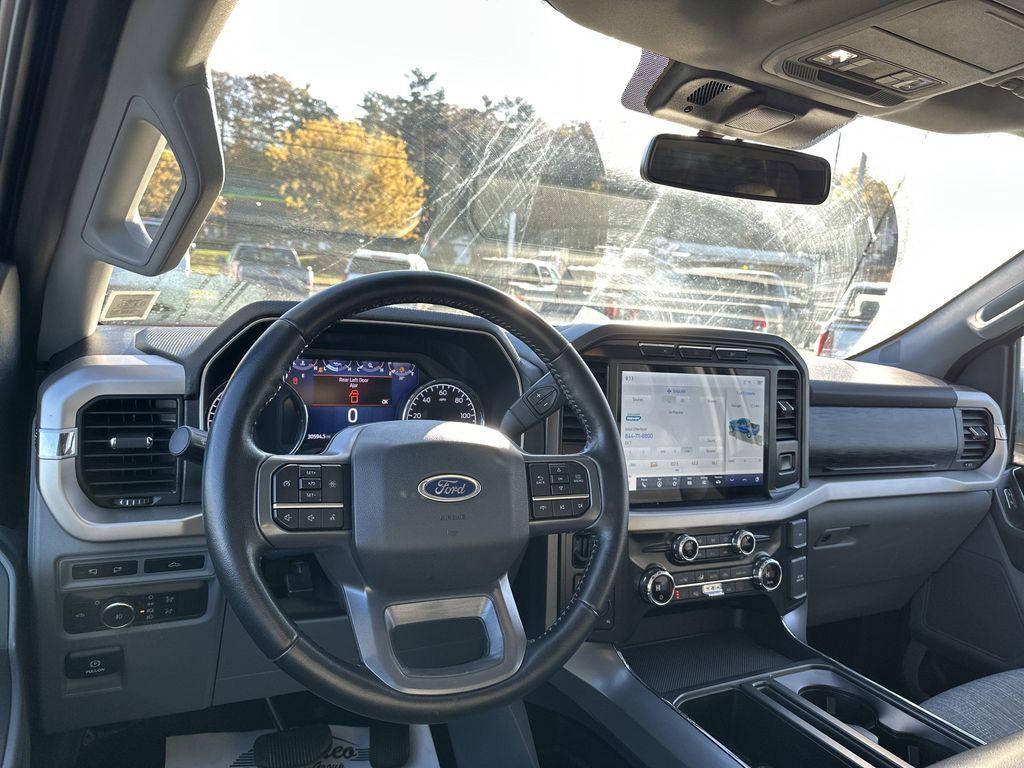 used 2021 Ford F-150 car, priced at $33,399