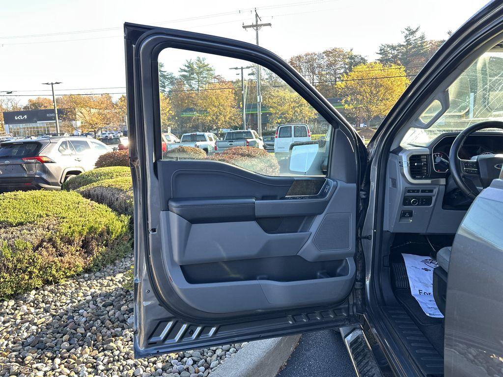 used 2021 Ford F-150 car, priced at $33,399
