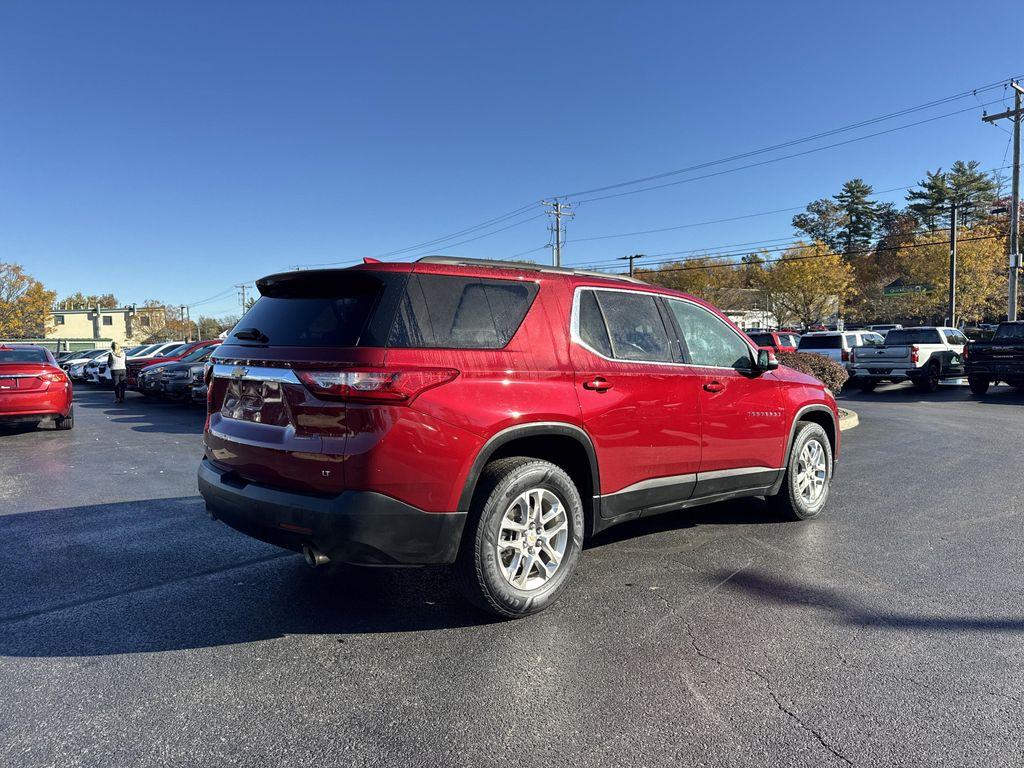 used 2021 Chevrolet Traverse car, priced at $22,498