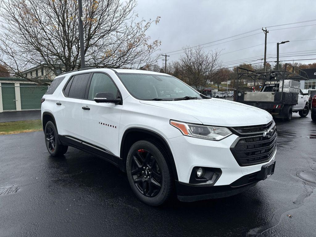 used 2021 Chevrolet Traverse car, priced at $28,699