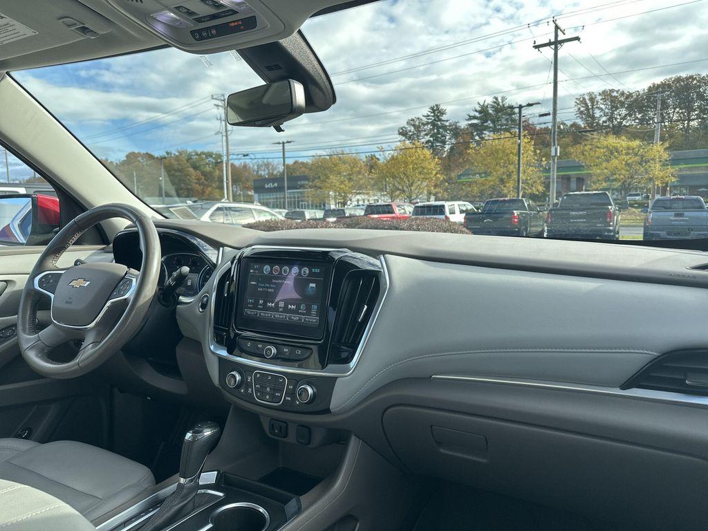 used 2019 Chevrolet Traverse car, priced at $19,799