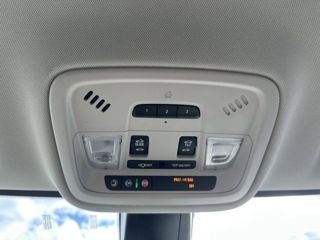 used 2019 Chevrolet Traverse car, priced at $19,799