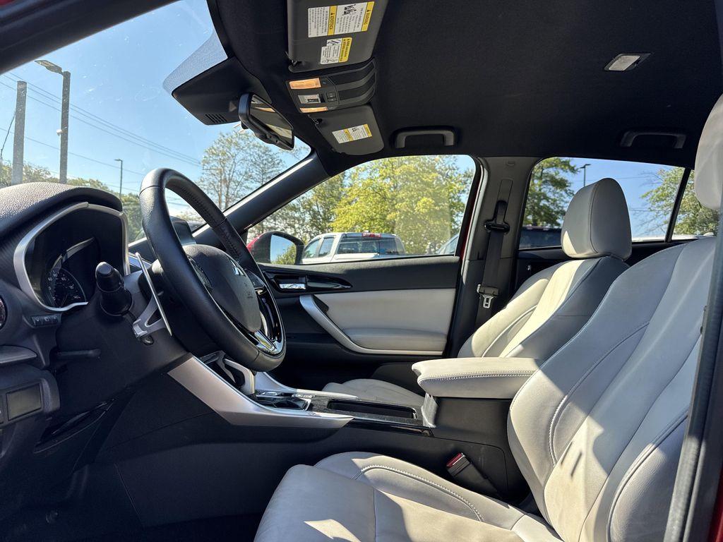 used 2024 Mitsubishi Eclipse Cross car, priced at $19,999