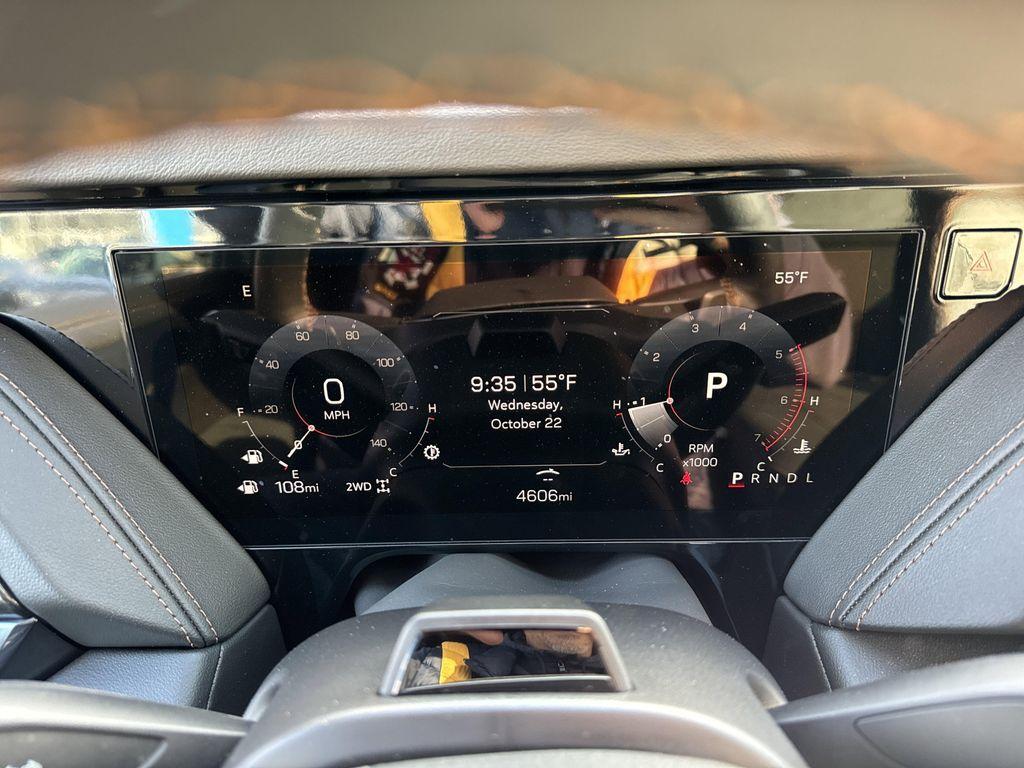 used 2025 GMC Yukon XL car, priced at $89,999