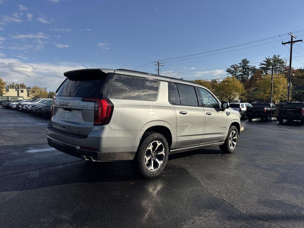 used 2025 GMC Yukon XL car, priced at $89,999