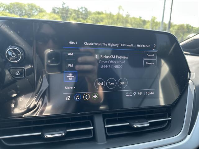 new 2025 Chevrolet Trax car, priced at $24,290