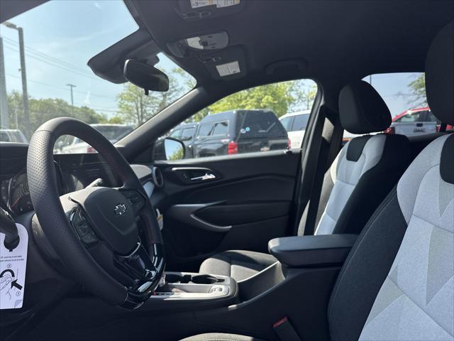new 2025 Chevrolet Trax car, priced at $24,290