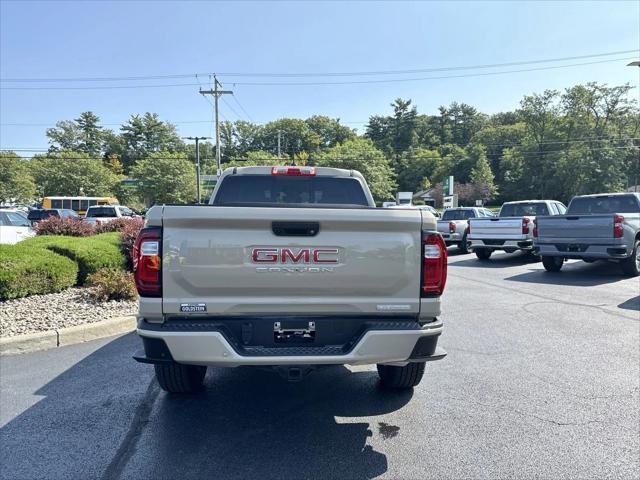 new 2024 GMC Canyon car