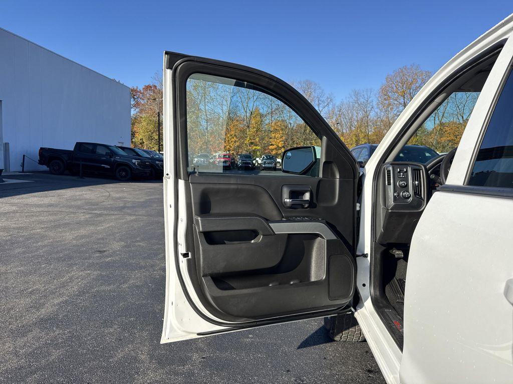 used 2018 Chevrolet Silverado 1500 car, priced at $27,799