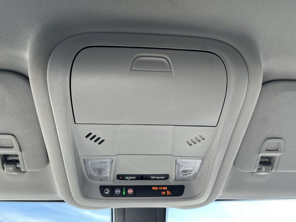 used 2023 Chevrolet Equinox car, priced at $17,999