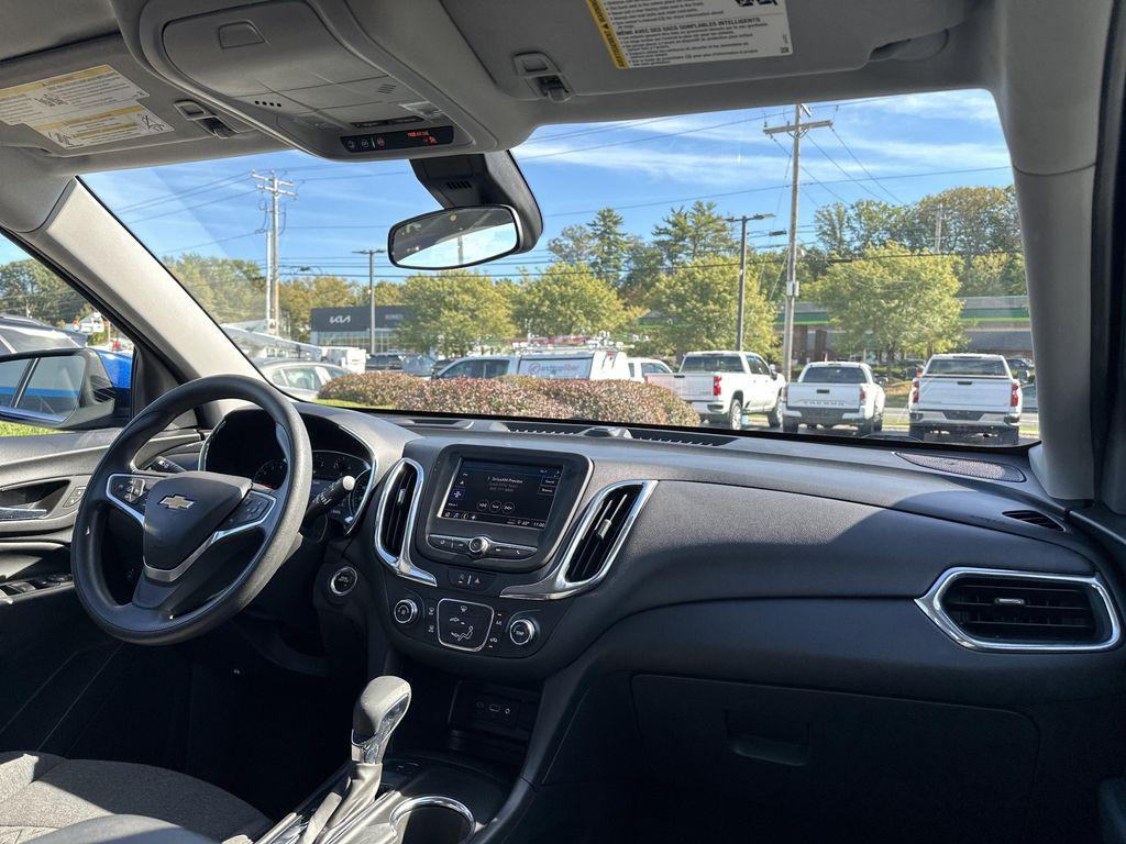 used 2023 Chevrolet Equinox car, priced at $17,999
