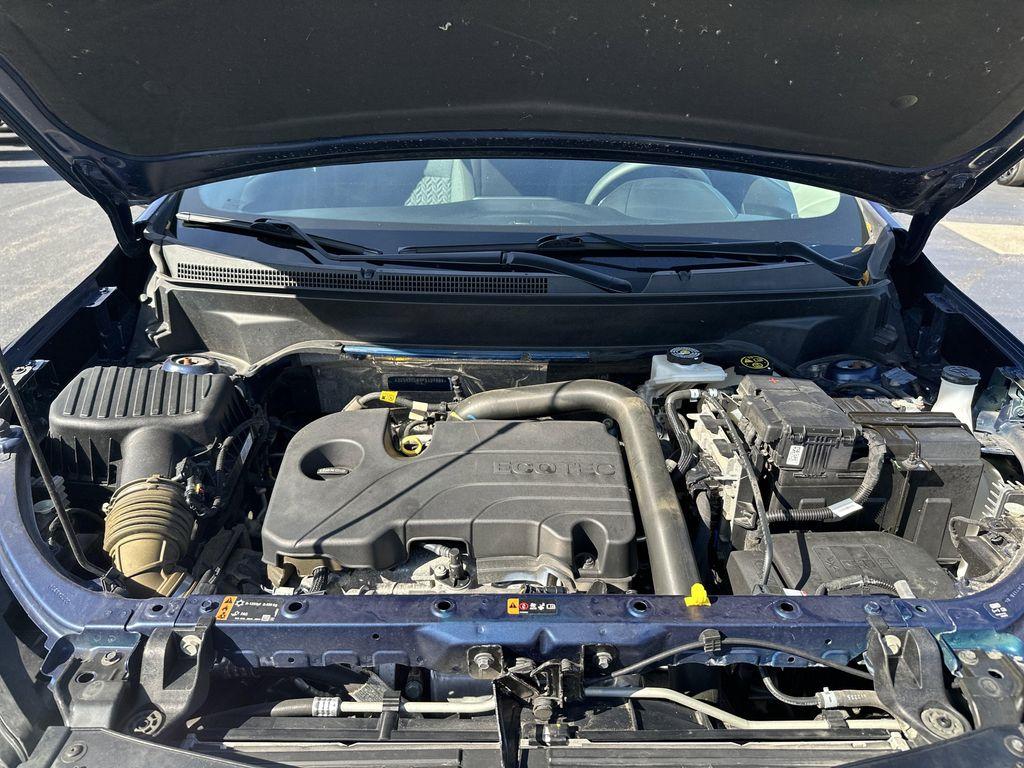 used 2023 Chevrolet Equinox car, priced at $17,999