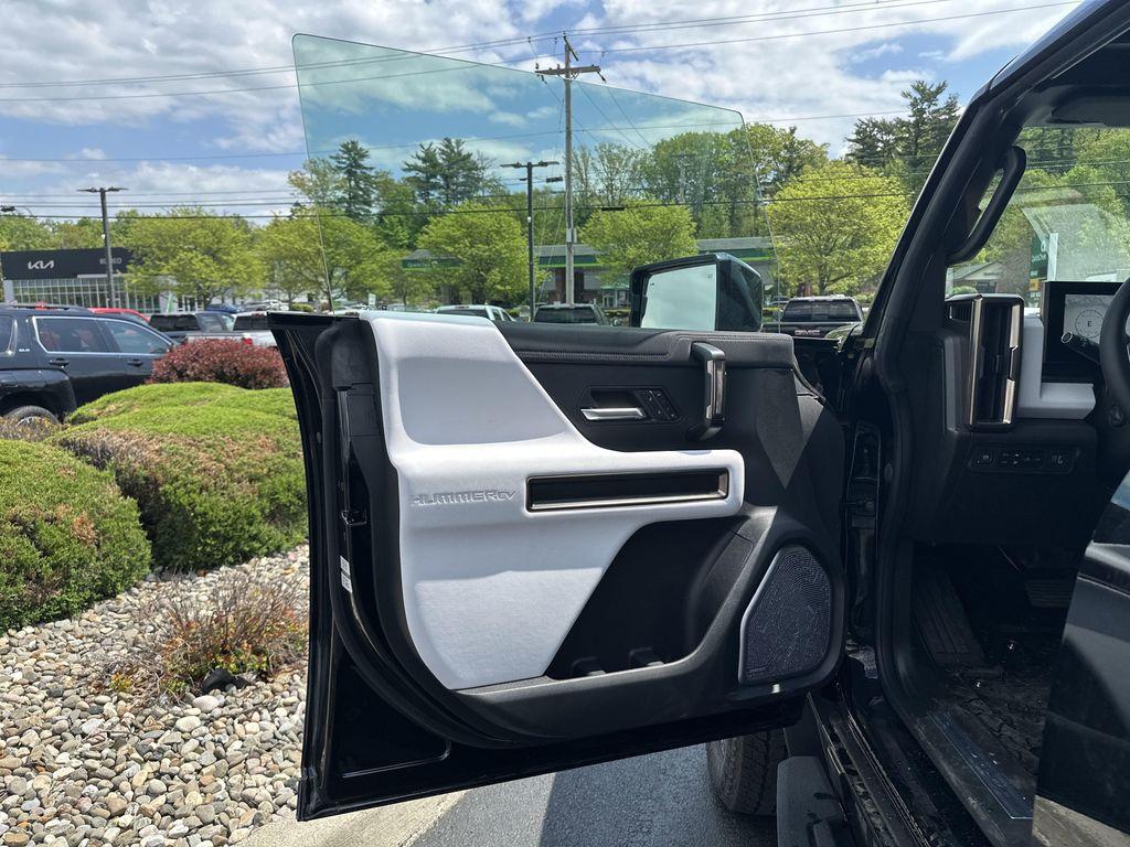 new 2025 GMC HUMMER EV Pickup car, priced at $101,905