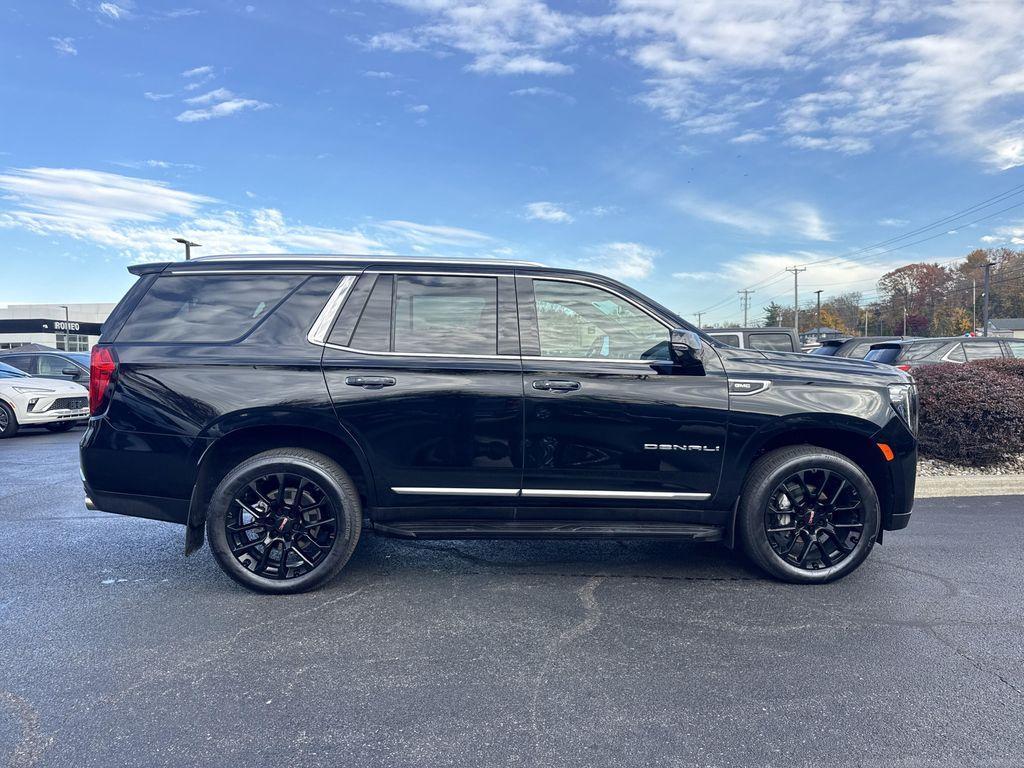 used 2024 GMC Yukon car, priced at $76,999