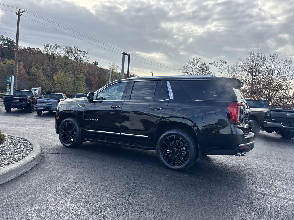 used 2024 GMC Yukon car, priced at $76,999