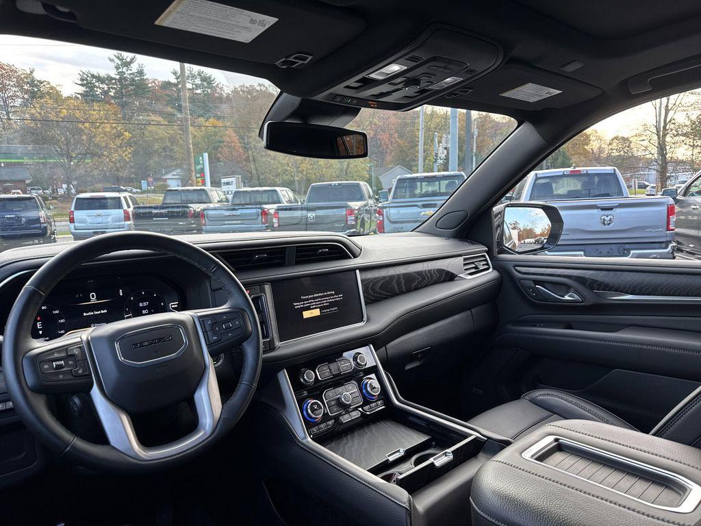 used 2024 GMC Yukon car, priced at $76,999