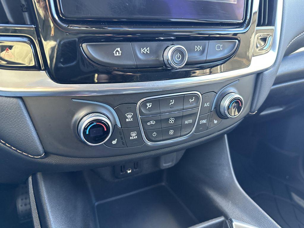 used 2021 Chevrolet Traverse car, priced at $24,749