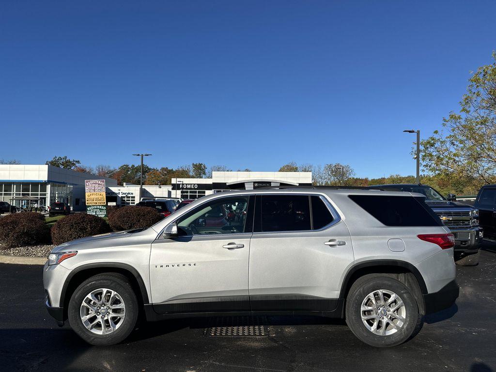 used 2021 Chevrolet Traverse car, priced at $24,749