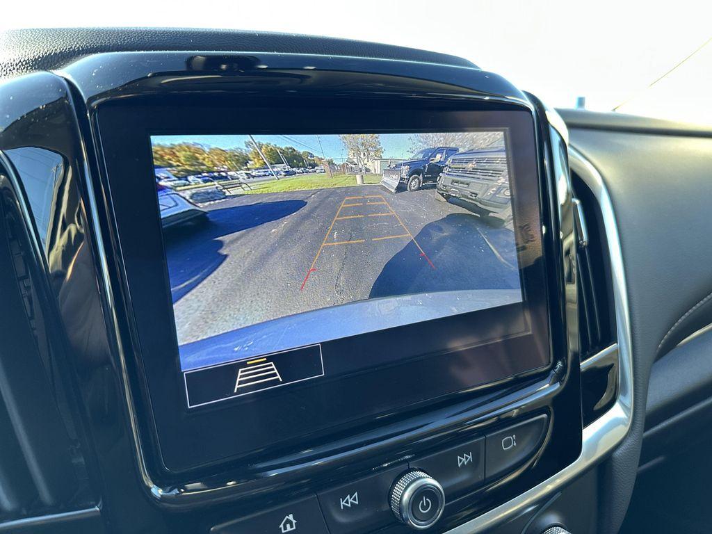 used 2021 Chevrolet Traverse car, priced at $24,749