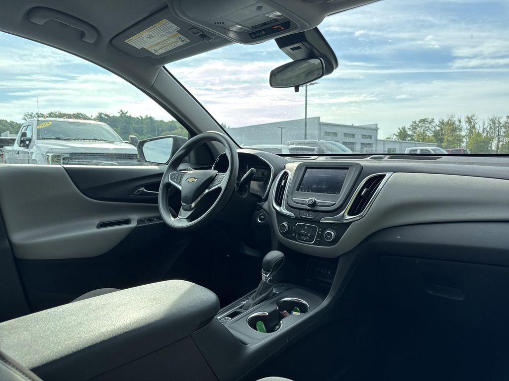 used 2024 Chevrolet Equinox car, priced at $19,699