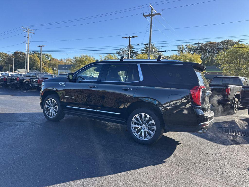 used 2023 GMC Yukon car, priced at $59,399